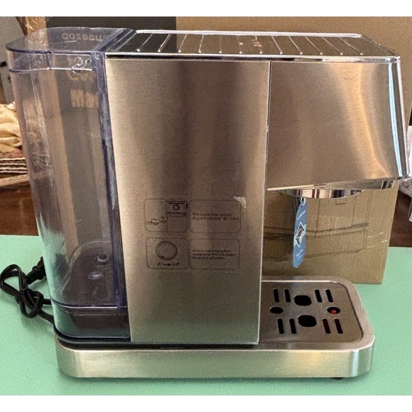 Cozeemax Espresso Coffee Machine (Model CM6888) - Picture 3 of 10